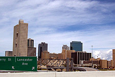 Taken March 21, 2005 in Fort Worth. Click for larger image